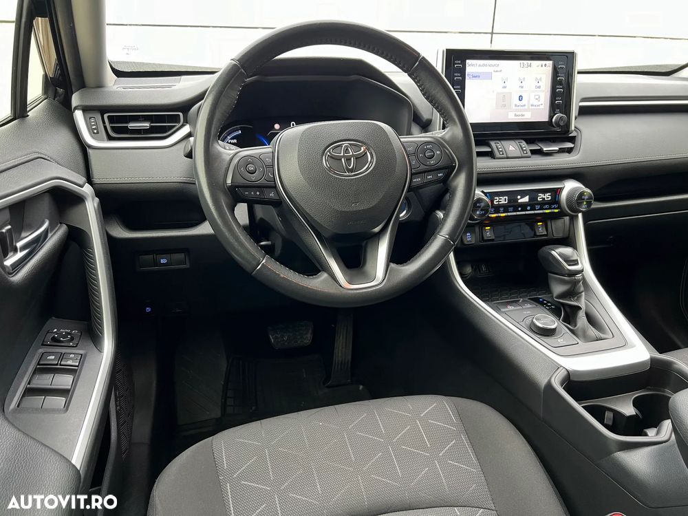 Toyota RAV4 - 17