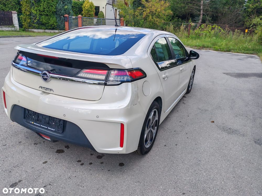 Opel Ampera - 7