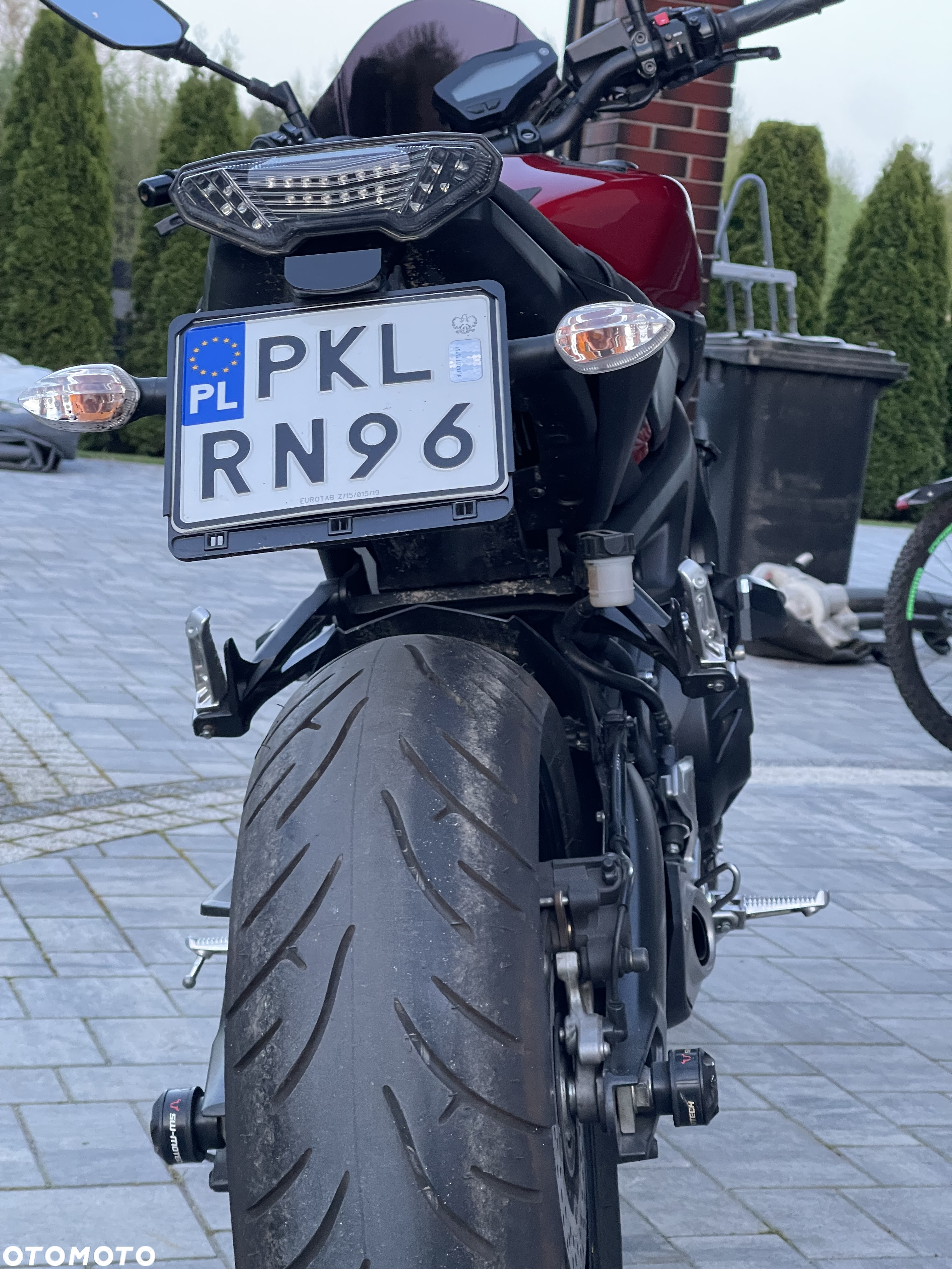 Yamaha MT - 9