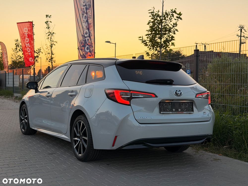 Toyota Corolla 2.0 Hybrid GR Sport - 8