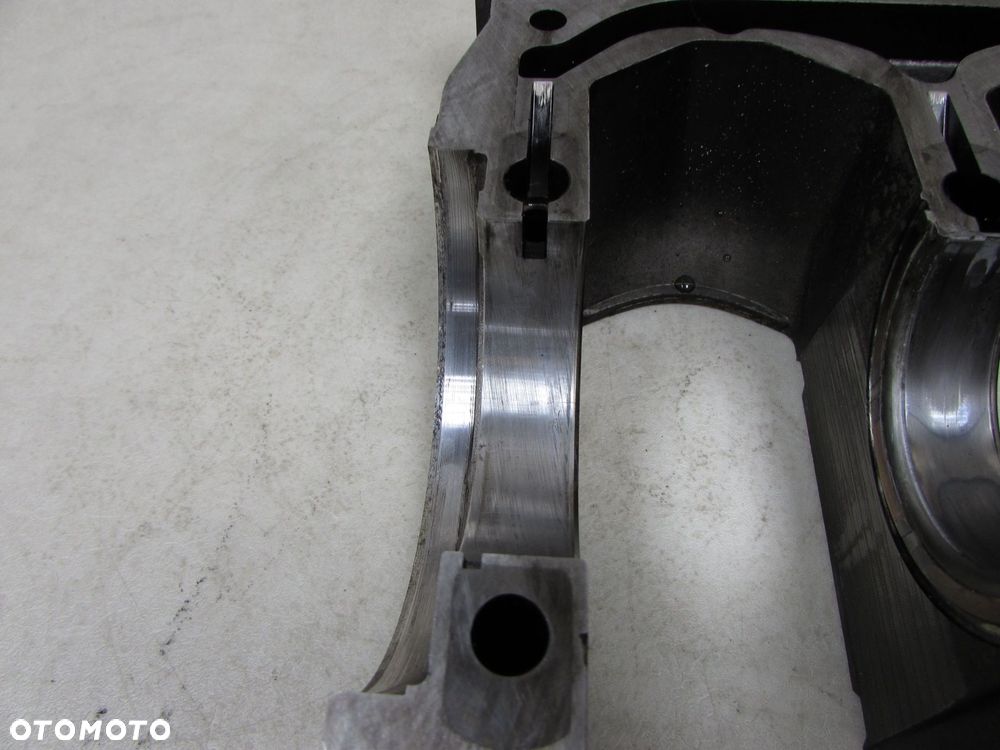 VOLVO S60 S80 V70 XC90 02-14 D5244T4/5 POLBLOK BLOK DOL SILNIKA KARTER 31251203 - 8