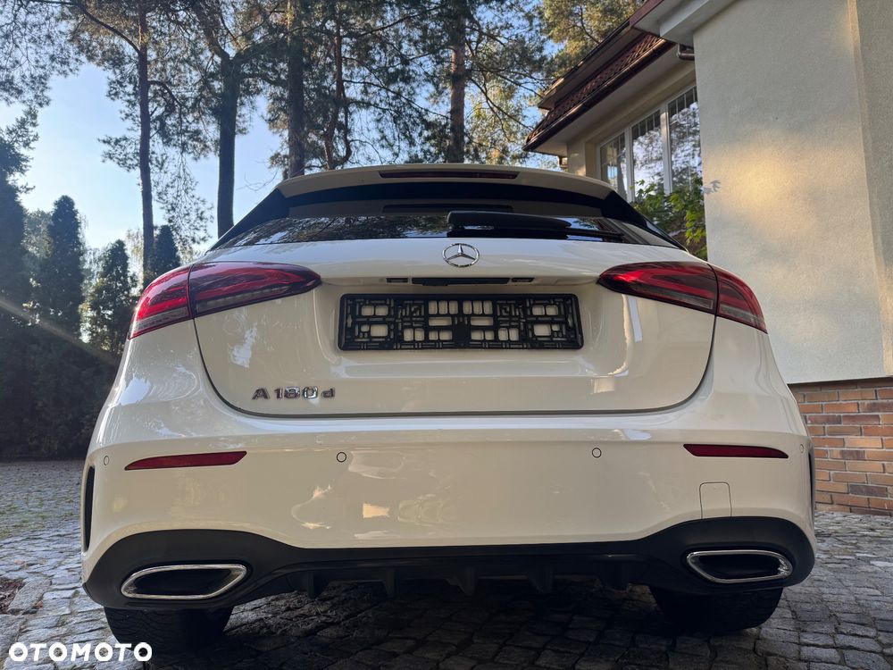Mercedes-Benz Klasa A 180 d AMG Line 7G-DCT - 12