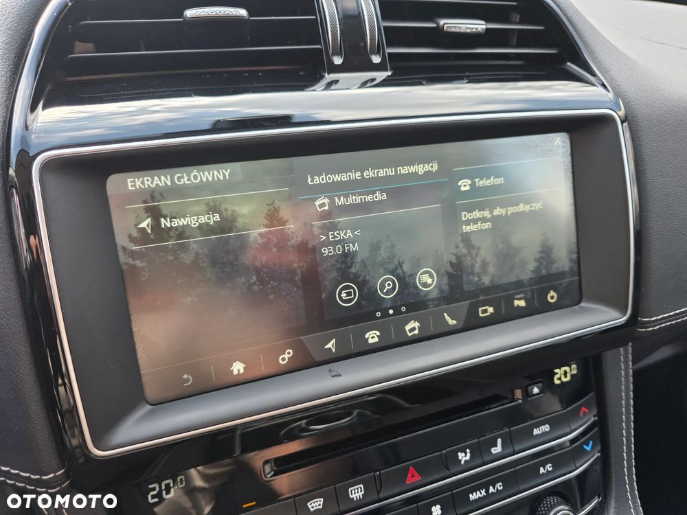 Jaguar F-Pace 2.0 i4D AWD R-Sport - 26