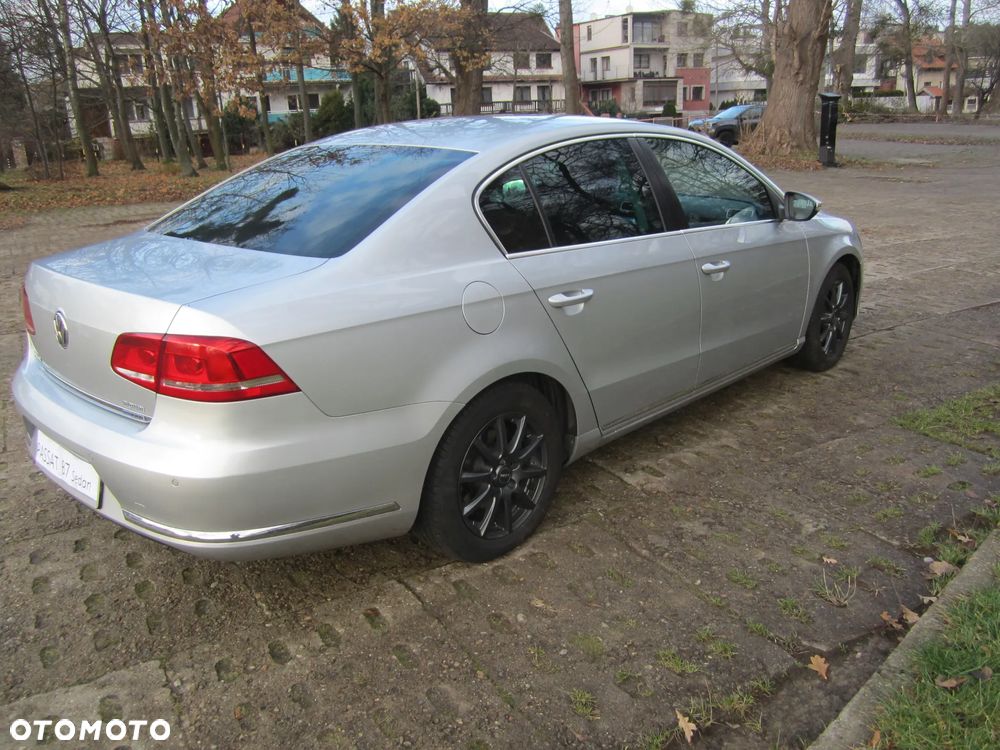 Volkswagen Passat 2.0 TDI DPF Comfortline - 10