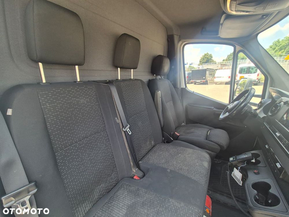 Mercedes-Benz Sprinter 316 CDi 7G Tronic Plus / AUTOMAT / SKRZYNIA / HDS HIAB 1T / 1 WŁ / SERWISOWANY / ORYGINALNY PRZEBIEG / BEZWYPADKOWY / W PEŁNI SPRAWNY / MOŻLIWOŚĆ TRANSPORTU / - 34