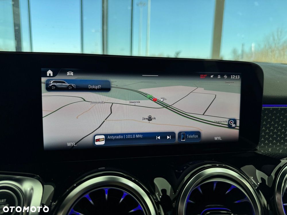 Mercedes-Benz GLB - 27