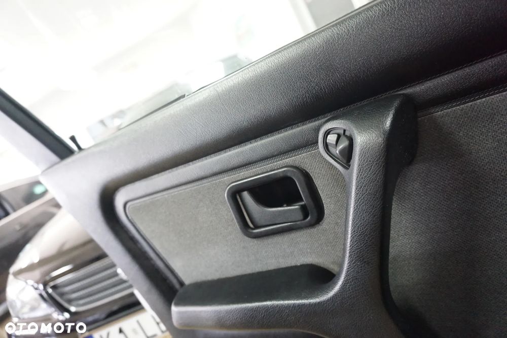 BMW Seria 3 316i - 31