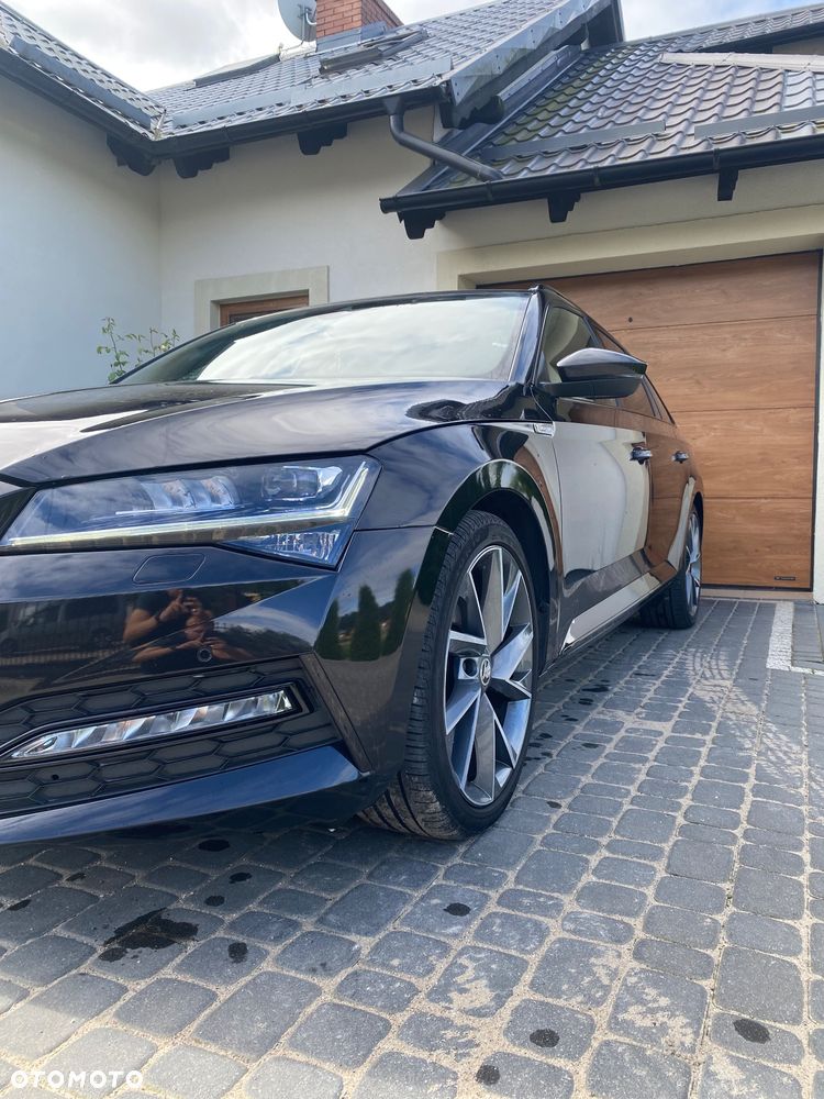 Skoda Superb 2.0 TDI SCR Sportline DSG - 5