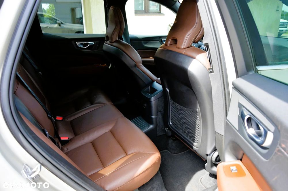 Volvo XC 60 - 15