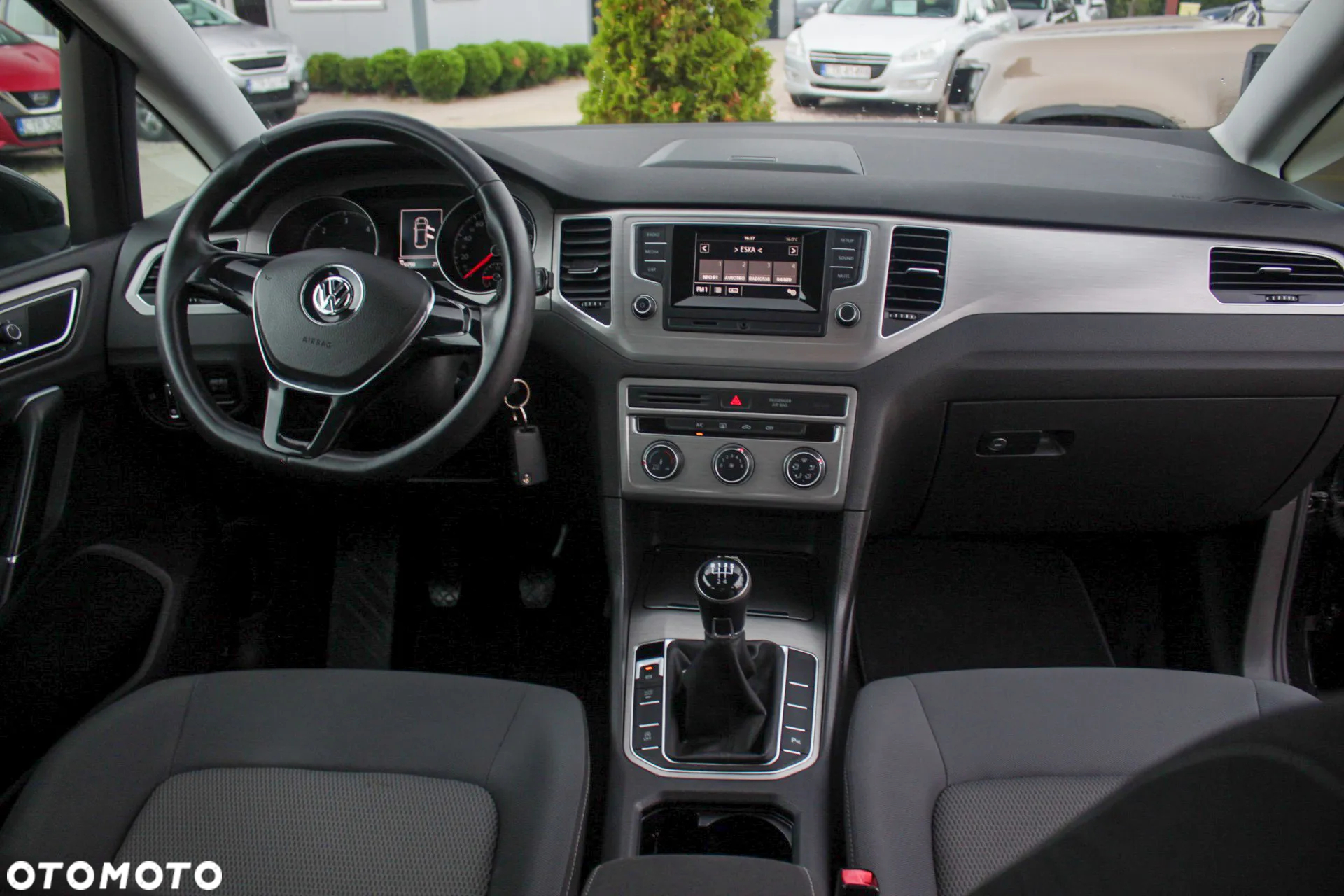 Volkswagen Golf Sportsvan 1.6 TDI BlueMotion Comfortline - 12