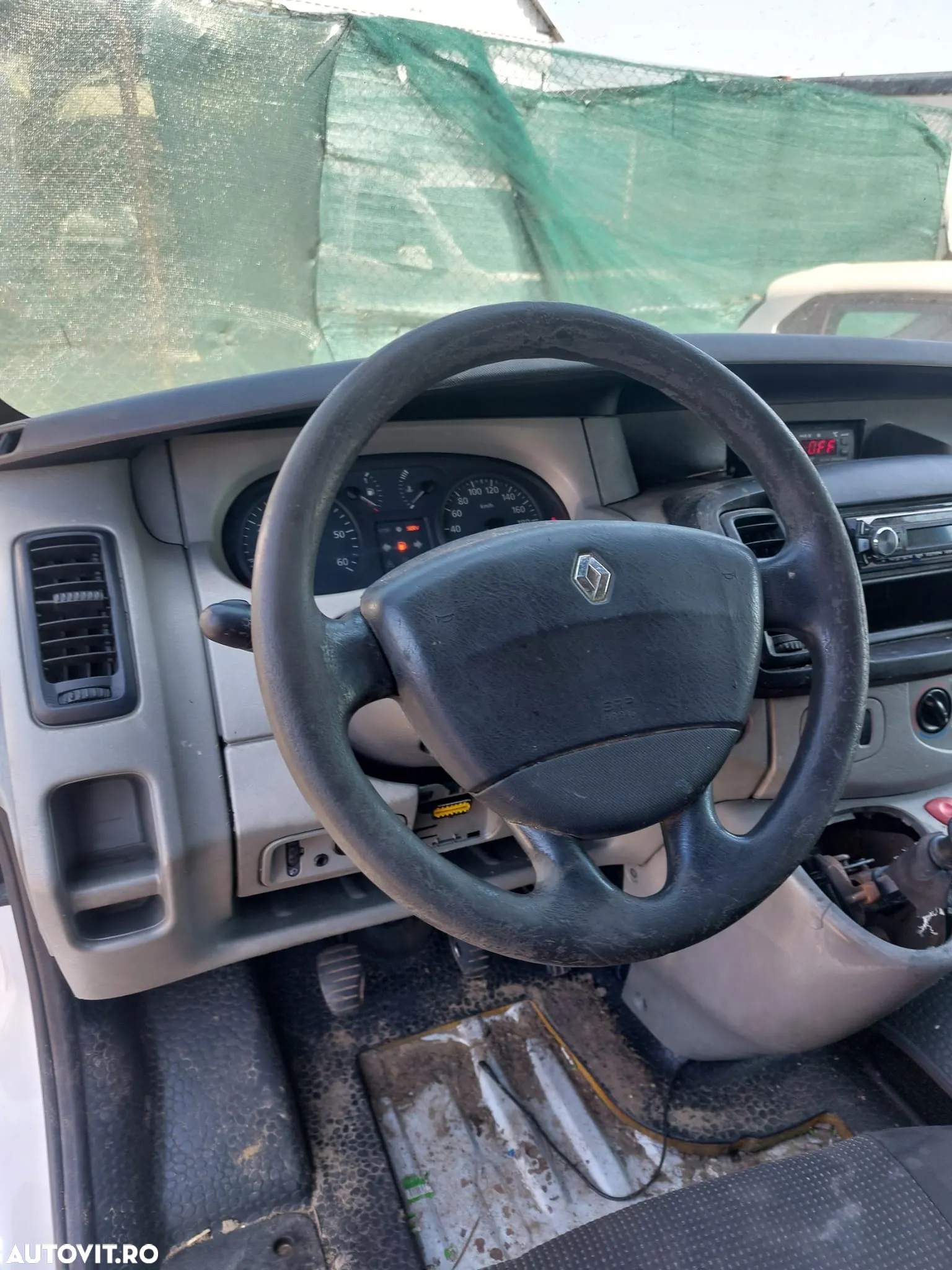 Dezmembrez Renault Trafic 1.9 DCI 5 trepte - 8