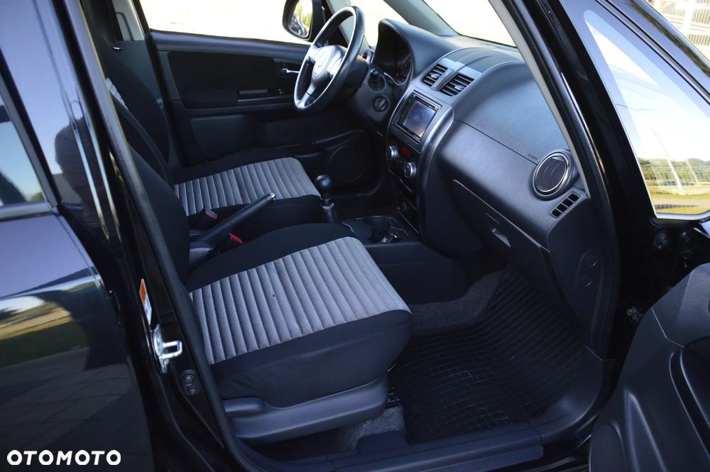 Suzuki SX4 Classic 1.6 VVT 4x2 Style - 28