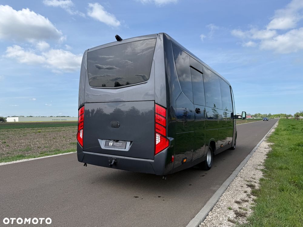 Mercedes-Benz Sprinter 519 - 16