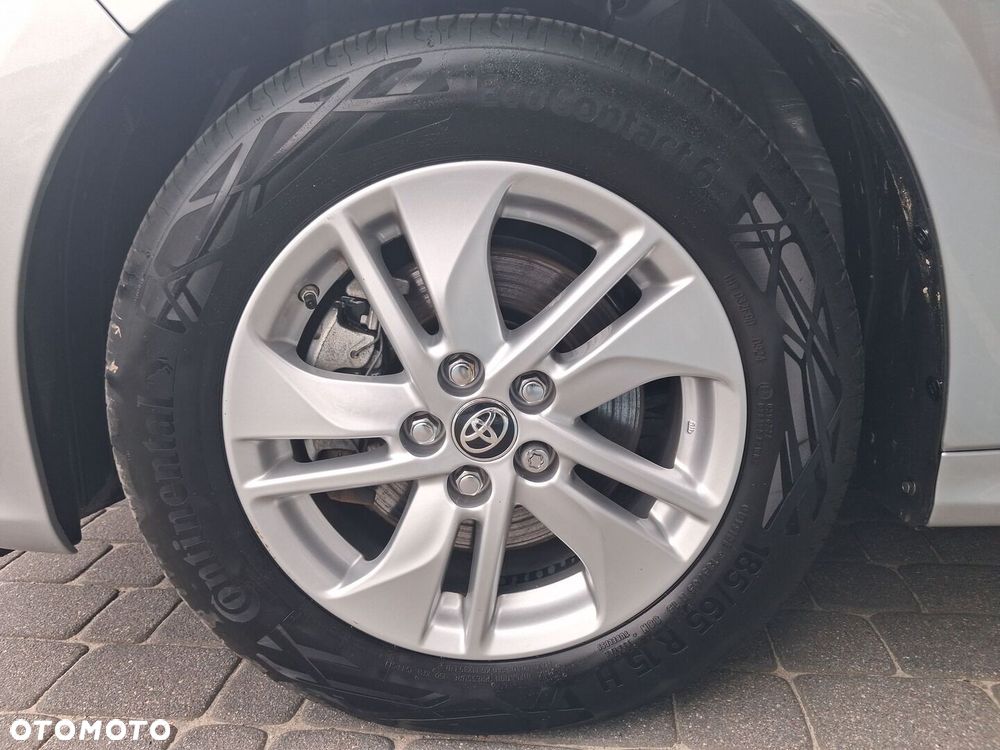 Toyota Yaris - 10