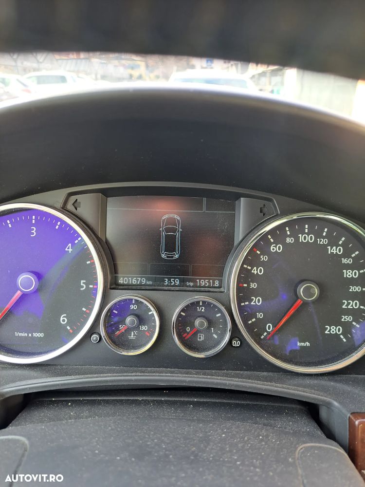 Volkswagen Touareg 3.0 V6 TDI Aut. - 5