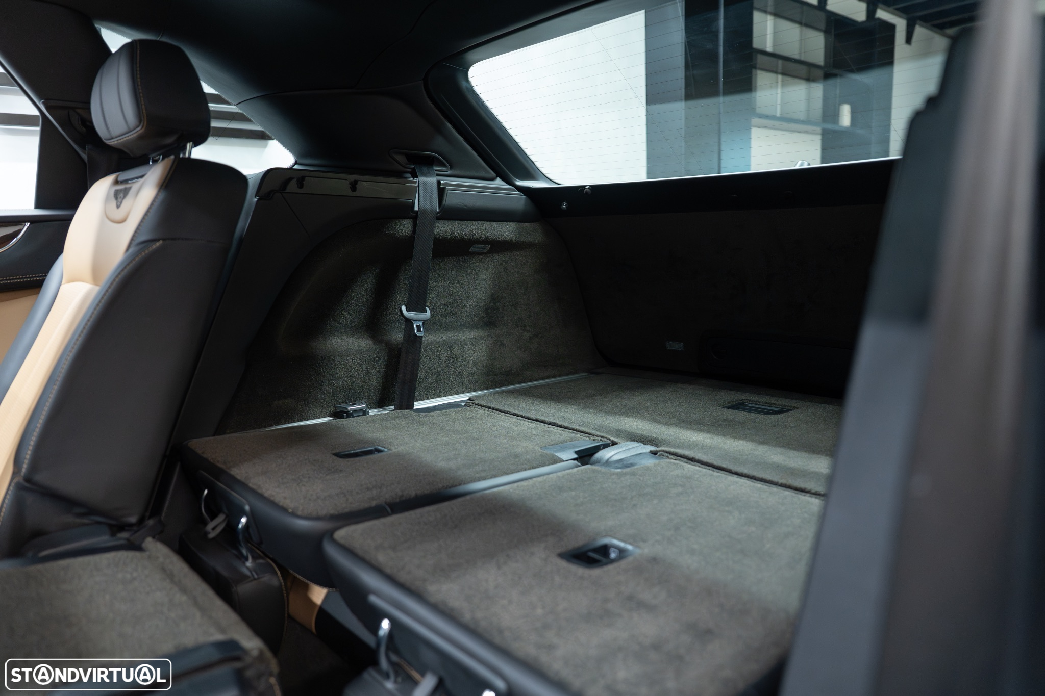 Bentley Bentayga V8 - 57