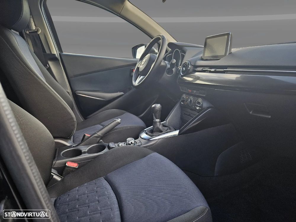 Mazda 2 1.5 Sky.Evolve Navi - 20