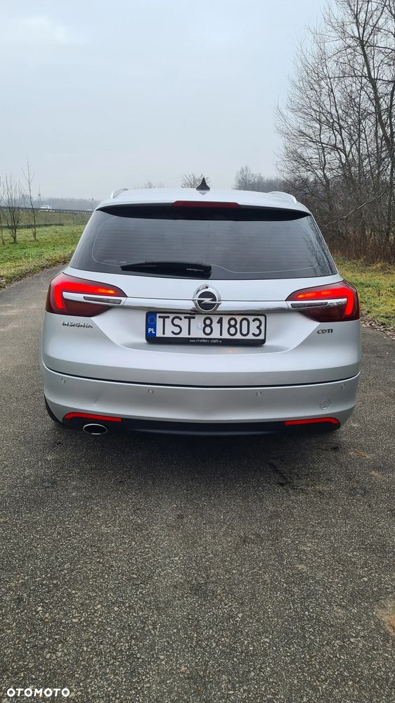 Opel Insignia 2.0 CDTI - 11
