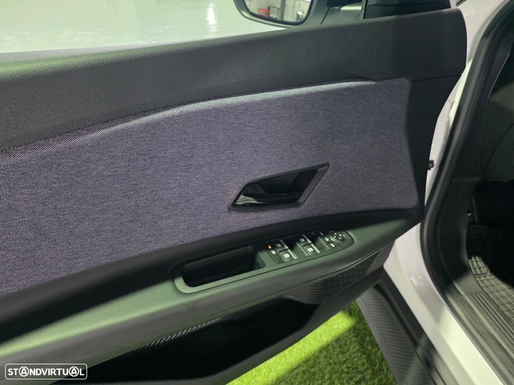 Renault 5 E-Tech - 10