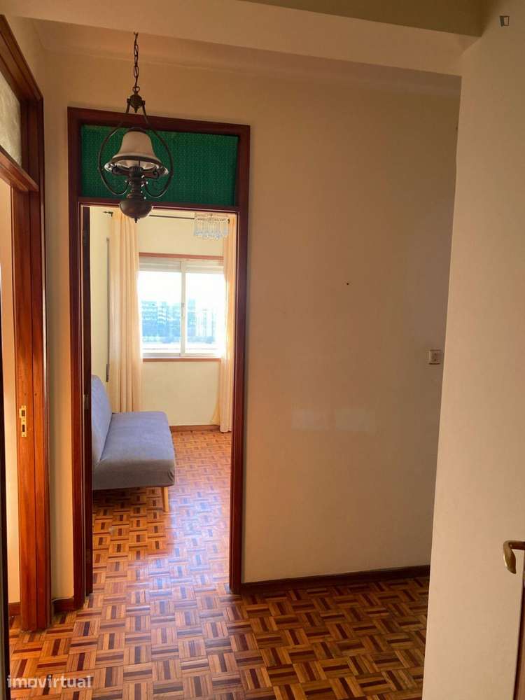 Apartamento com 3 quartos - localizado em Mafamude Porto - Grande imagem: 2/19
