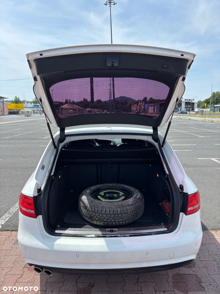 Audi A4 Avant 2.0 TDI quattro - 11