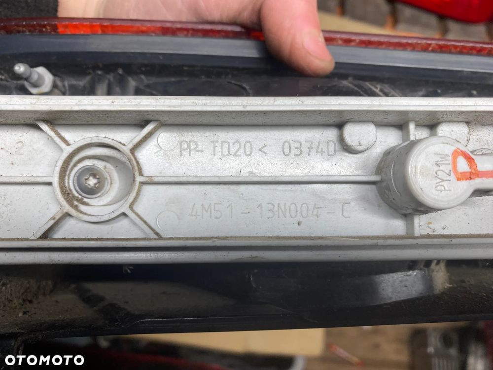 LAMPA TYLNA PRAWA FORD FOCUS MK2 10209 4M5113N004C - 7