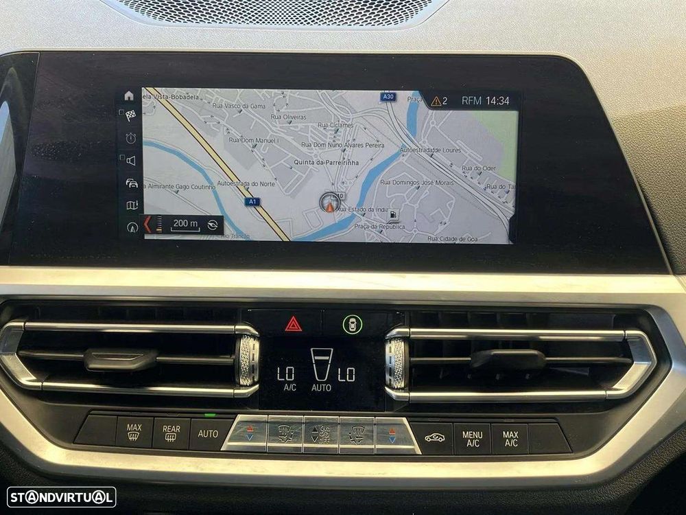 BMW 320 d Line Sport Auto - 13