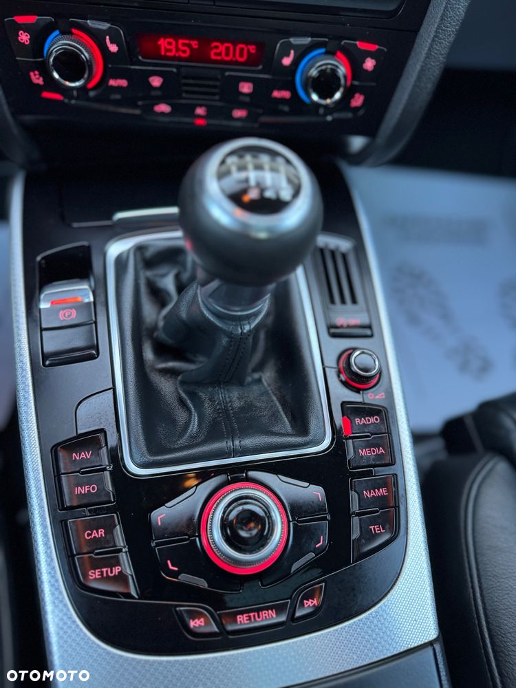 Audi A4 Avant 2.0 TDI - 25