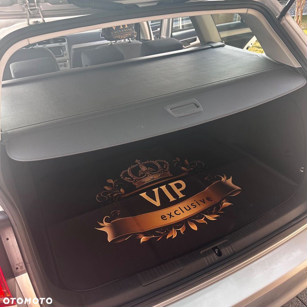 Volkswagen Golf - 24