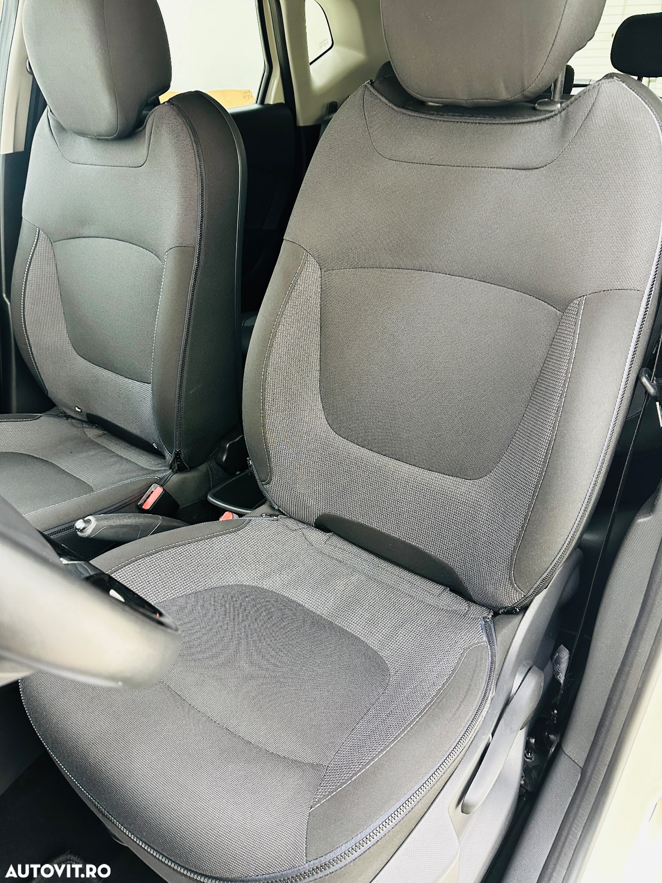 Renault Captur - 13