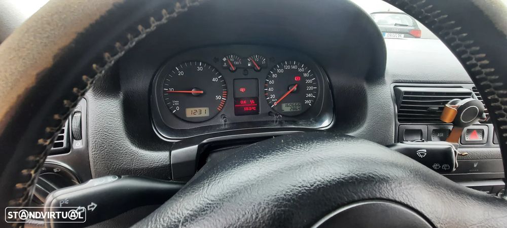 VW Golf 1.9 TDi Sport Generation - 10