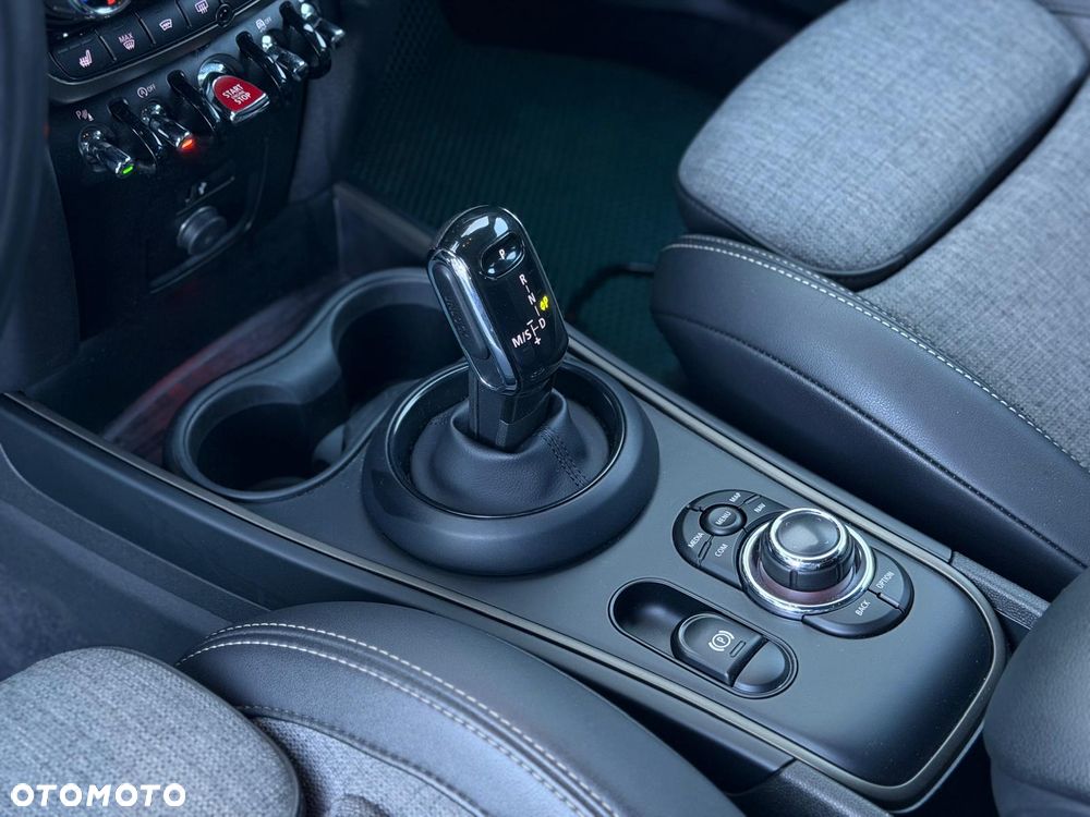 MINI Countryman Cooper ALL4 Classic Trim - 13