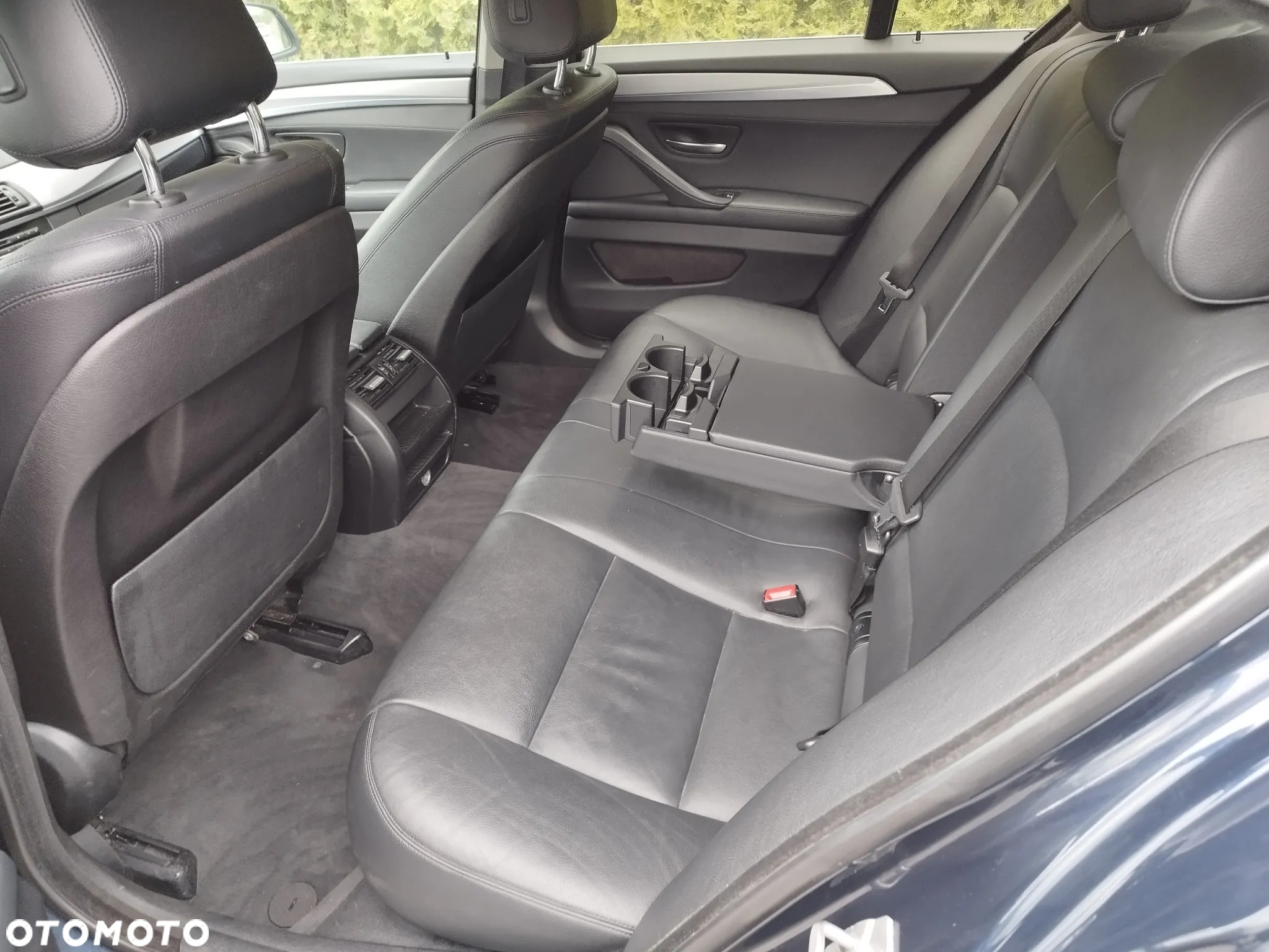 BMW Seria 5 530d xDrive Luxury Line - 11