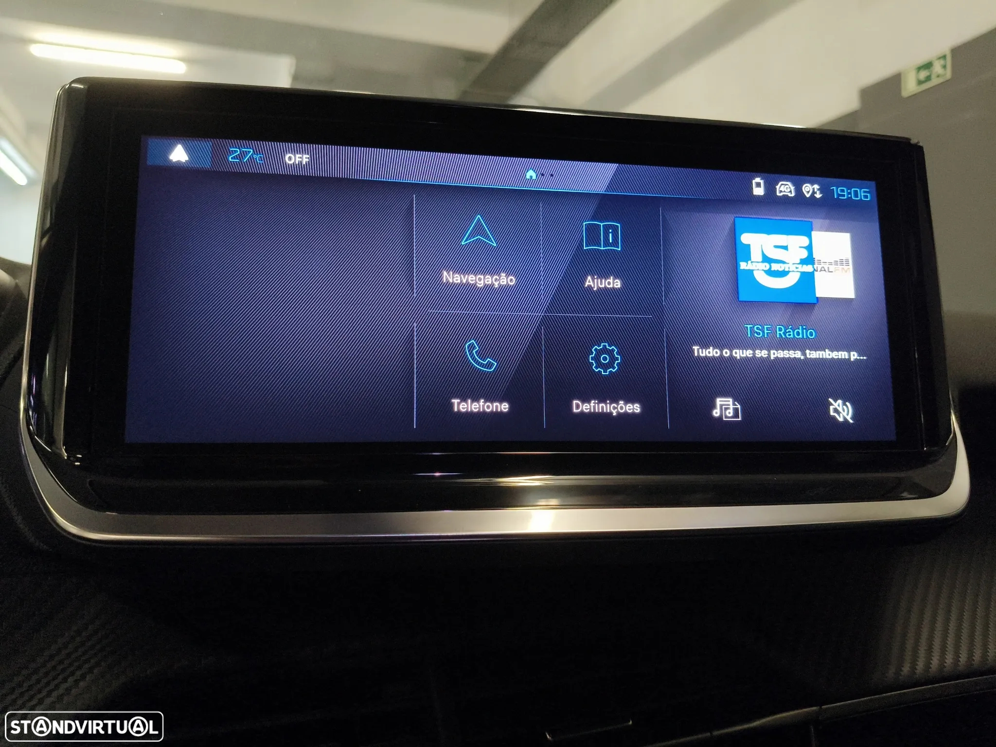 Peugeot 2008 1.2 PureTech Allure EAT8 - 36
