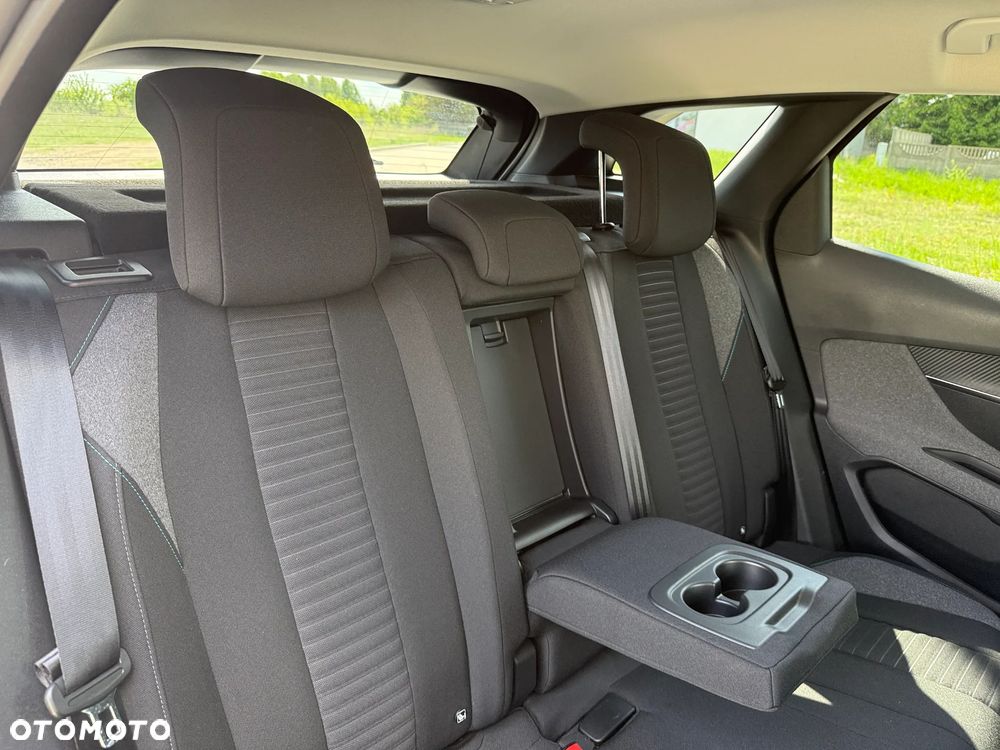 Peugeot 3008 - 25