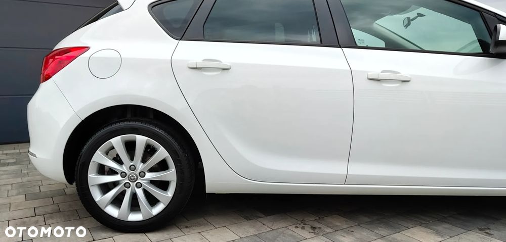 Opel Astra 1.6 ENERGY - 10