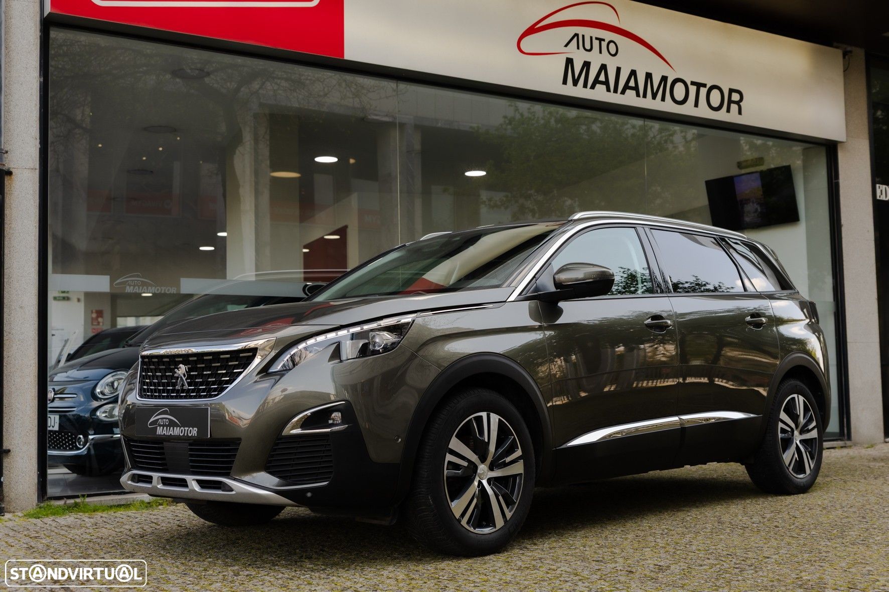 Peugeot 5008 1.2 PureTech Allure EAT8 - 1