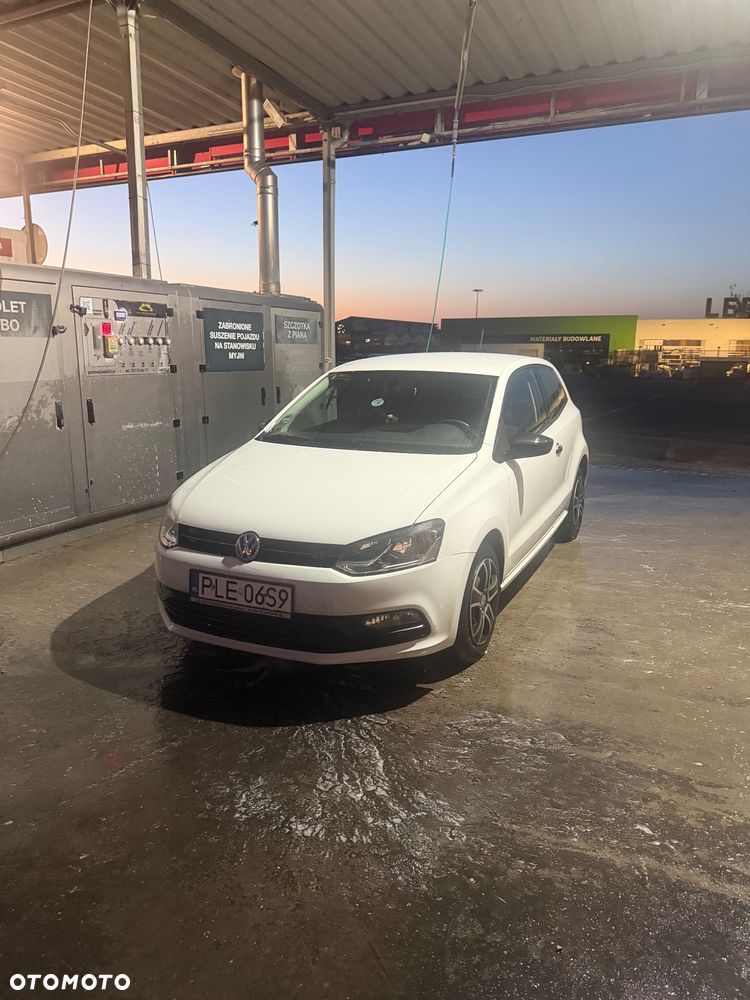 Volkswagen Polo 1.4 TDI Comfortline - 1