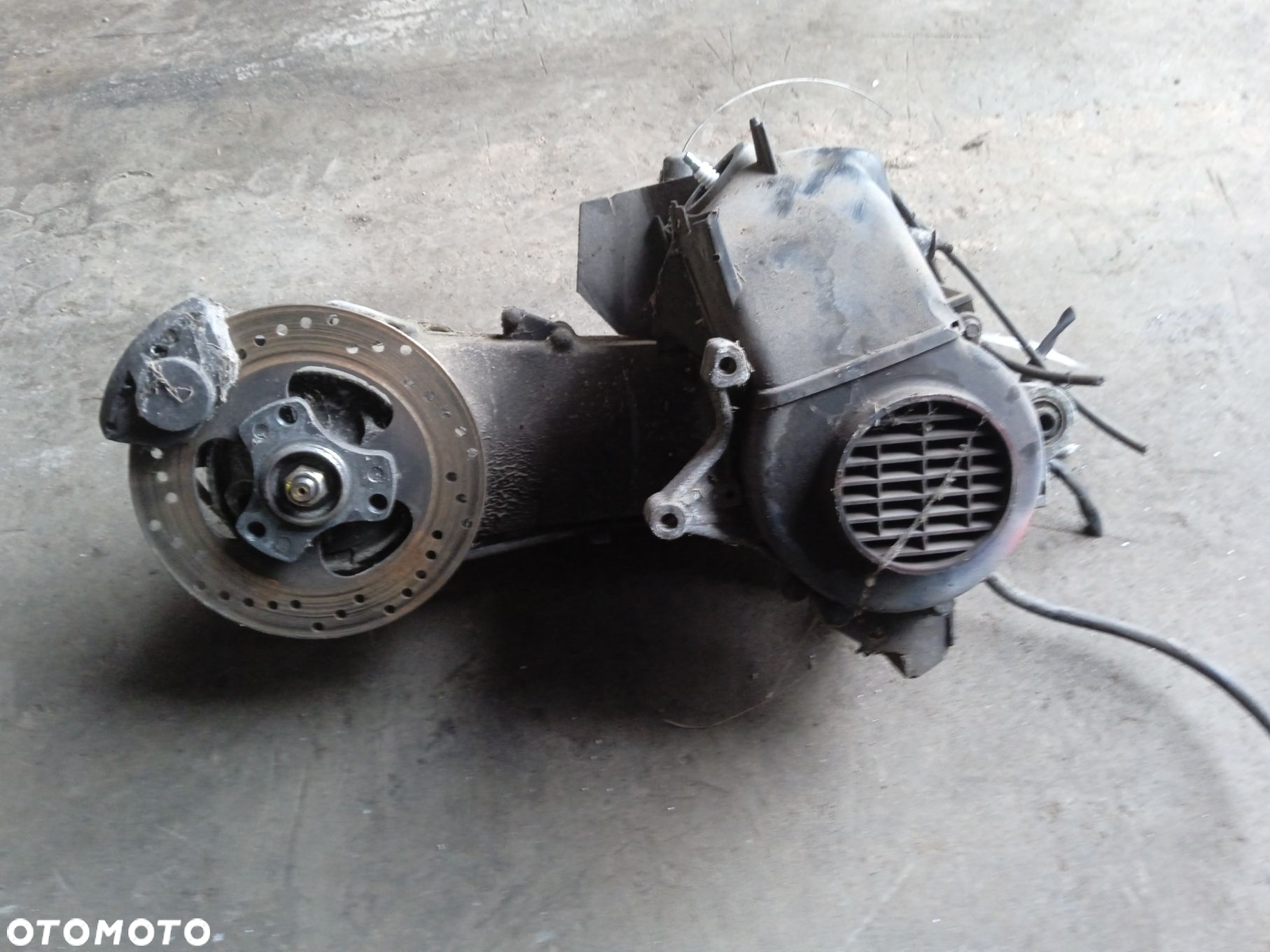 SILNIK 2T

 PEUGEOT
 ELYSTAR - 2