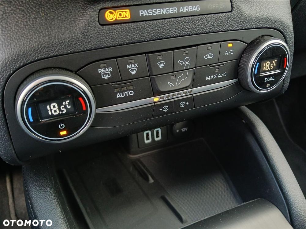 Ford Kuga - 18