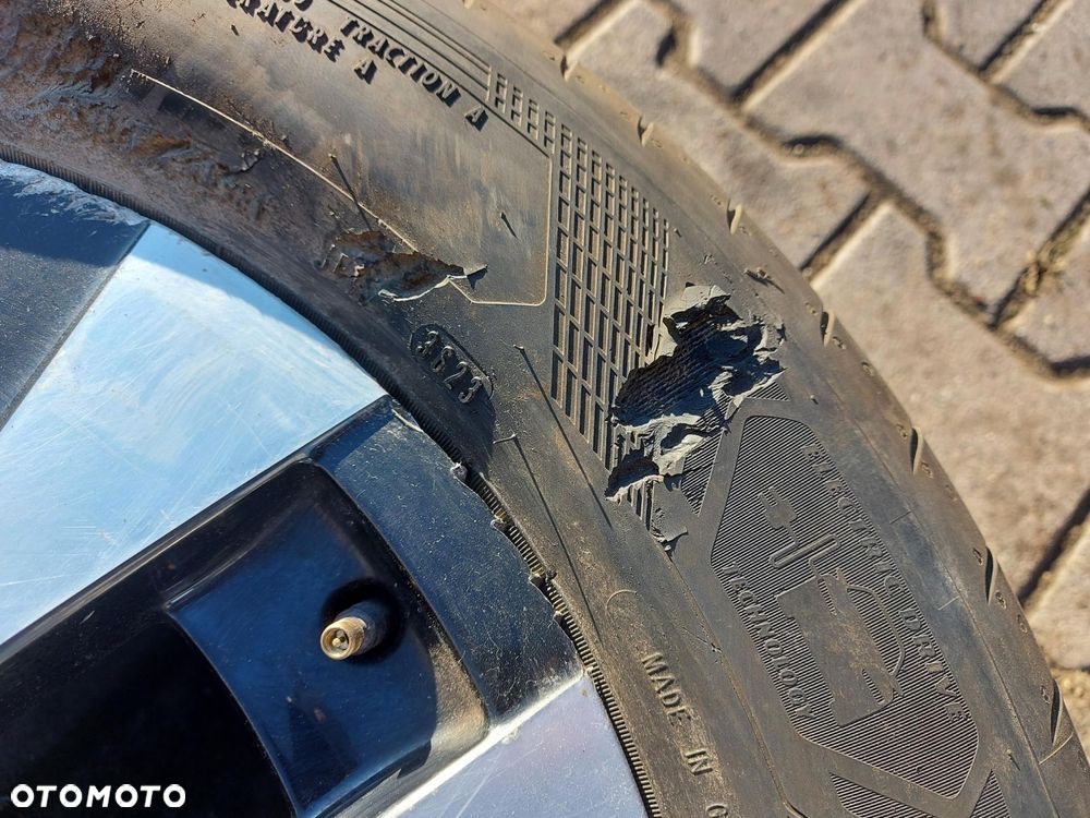 Mercedes EQV w447 V-klasa, 2021 koła felgi aluminiowe opony 17 245/45/17 - 4