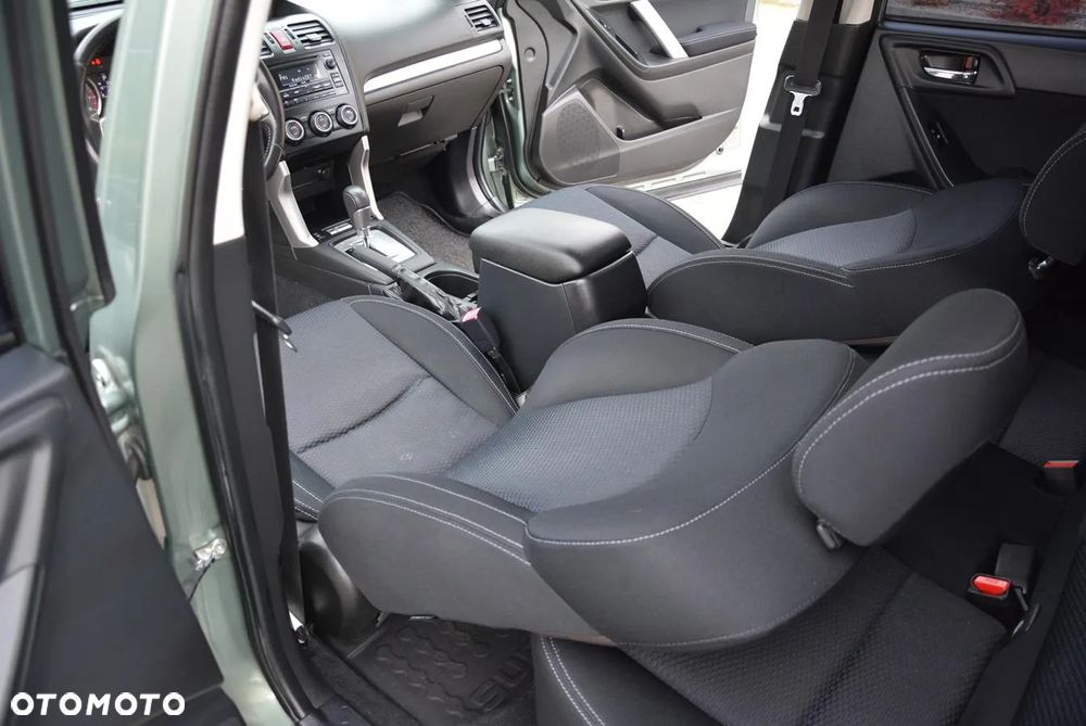 Subaru Forester 2.0i Comfort Lineartronic EU6 - 23