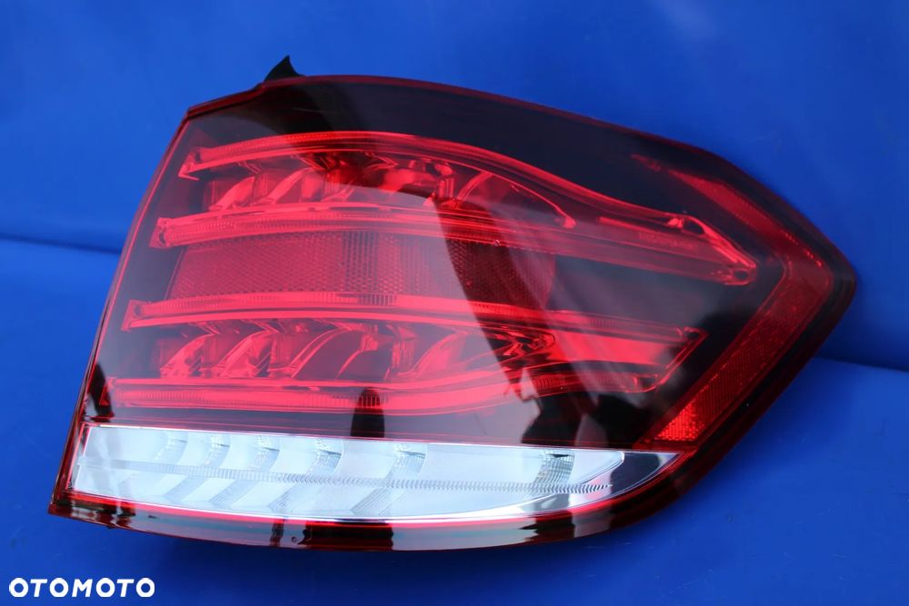Lampa tylna prawa tył prawy z błotnika Mercedes W212 Lift Kombi A2129061803 - 7