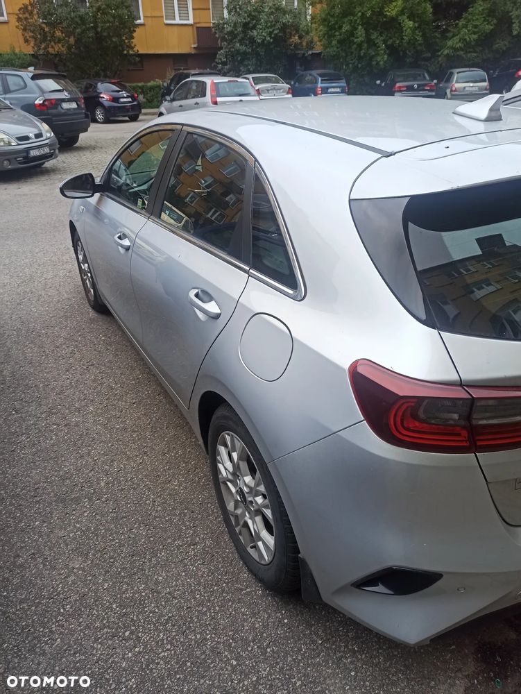 Kia Ceed 1.5 T-GDI M - 9