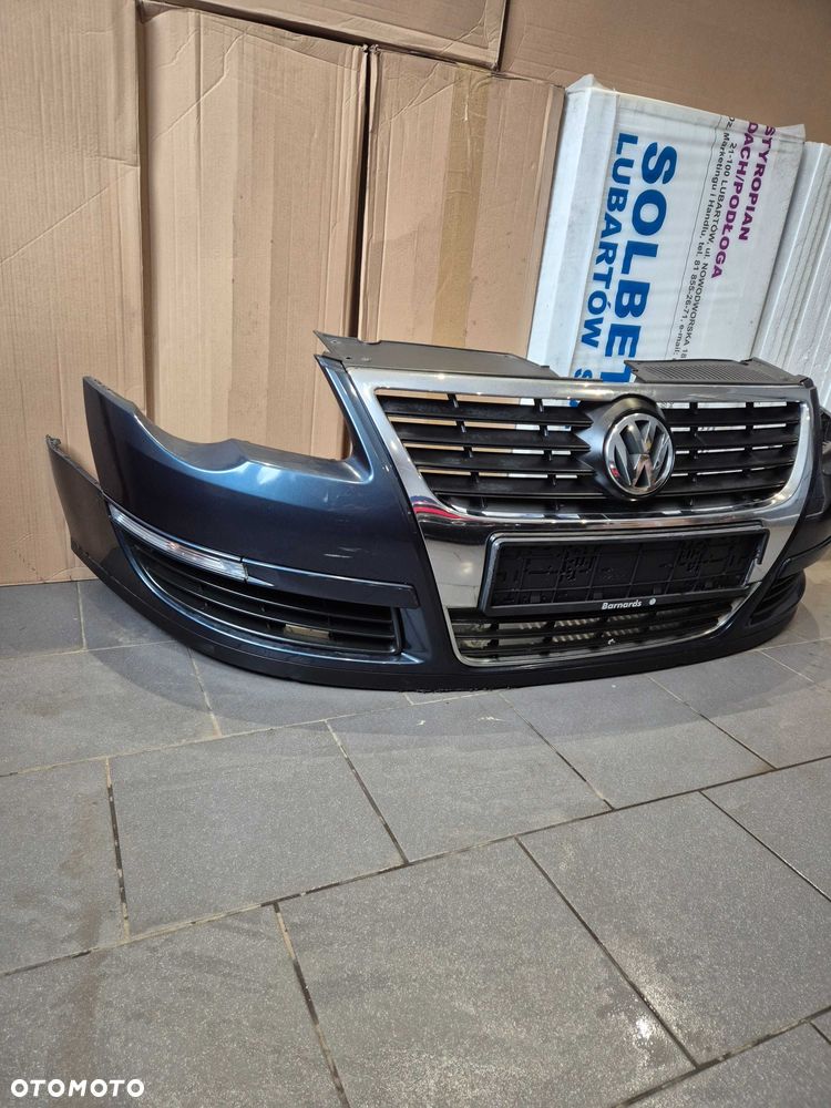 Zderzak przód przedni VW passat B6 kod lak LC5F rok 07 - 3