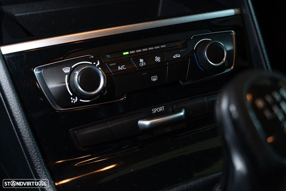 BMW 216 Active Tourer d Advantage - 36