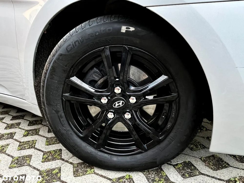 Hyundai i40 Kombi blue 1.7 CRDi Style - 15