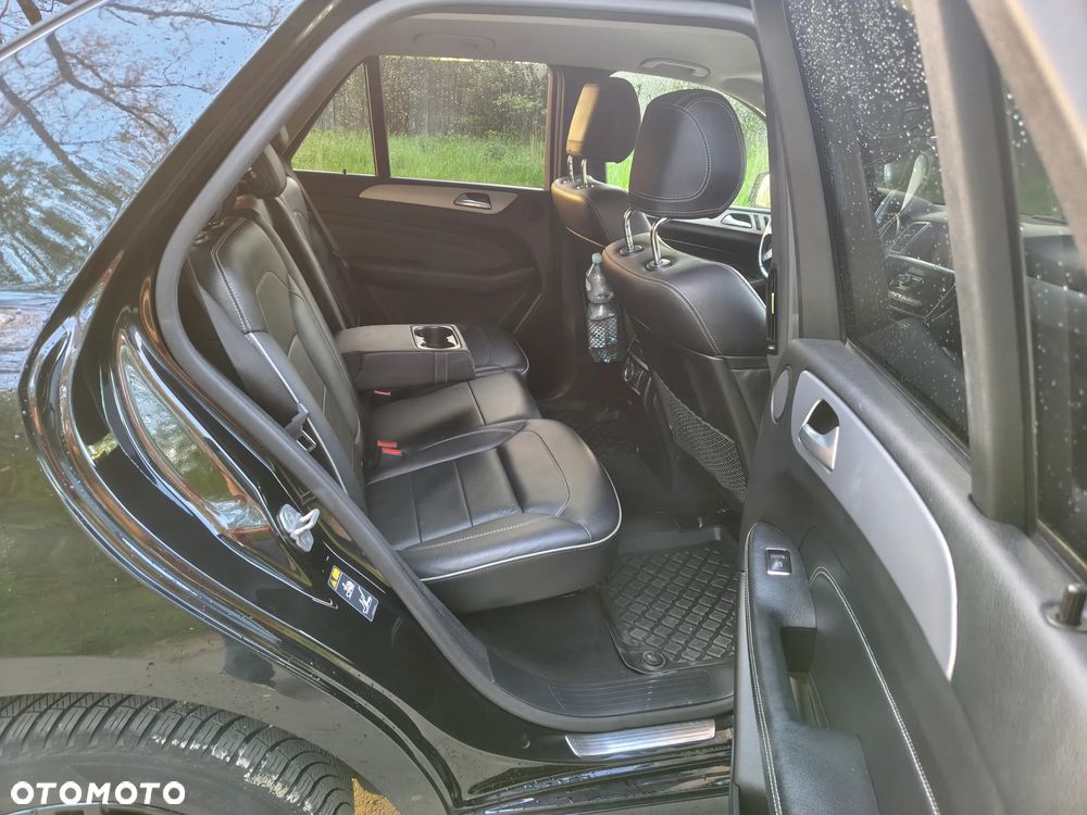 Mercedes-Benz ML 350 BlueTEC 4-Matic - 12