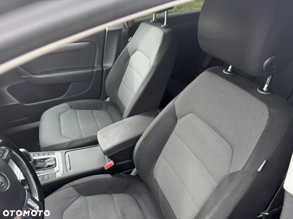 Volkswagen Passat 2.0 TDI DPF Comfortline DSG - 24