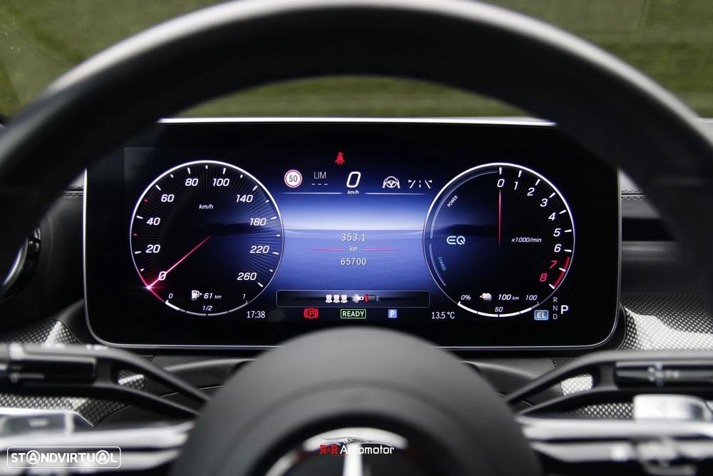 Mercedes-Benz C 300 e AMG Line - 22